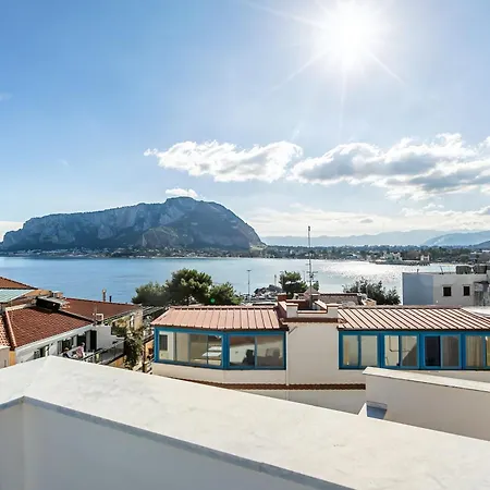 Guesthost - Alle Terrazze Blu - Mondello Sea View Апартаменты Палермо